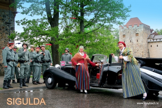 OLD MAYBACH IN OLD SIGULDA.